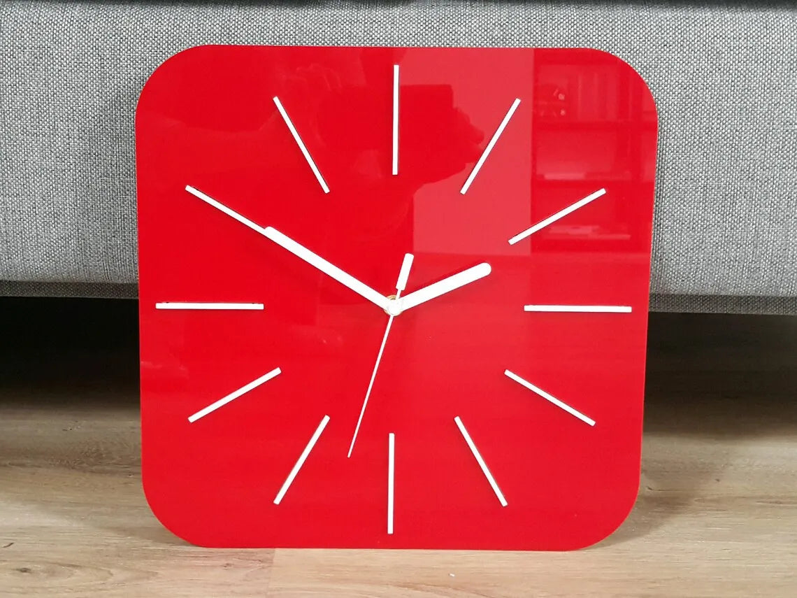 Clock HIPNOTIC Large Red Silent Clock GC002