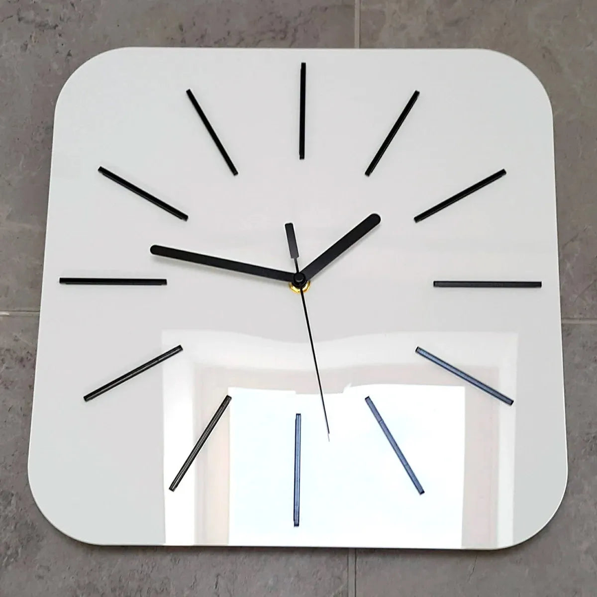 Clock HIPNOTIC Large white Silent Clock GC008